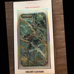 NWOT iphone 8plus case